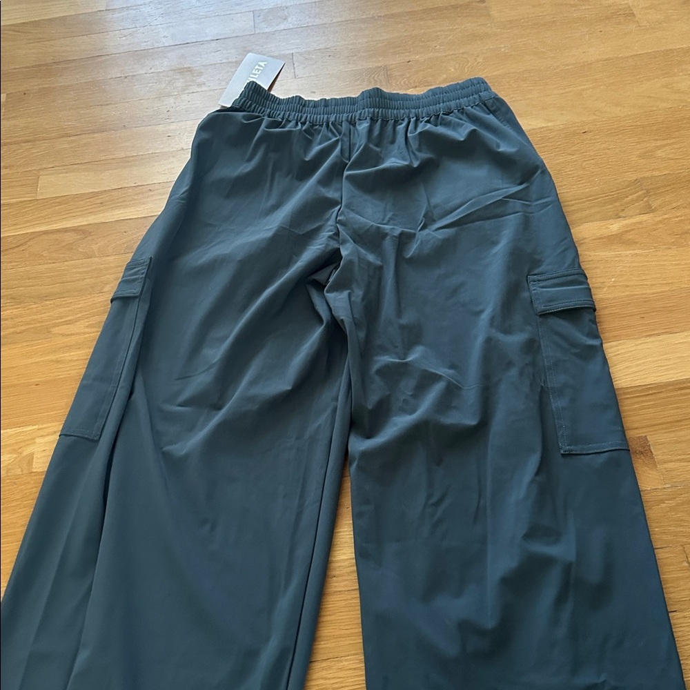 NWT ATHLETA Stylish Women's  Wide-Leg Pants - Picture 5 of 6